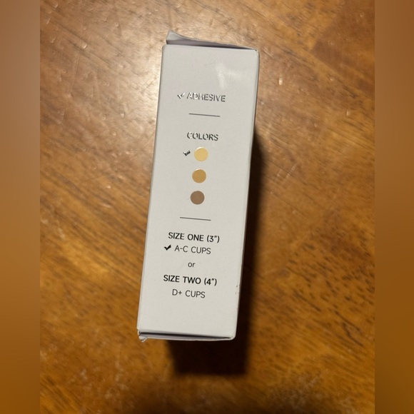 NWT Womens Nipwell Silicone Nipple cover Crème A-C Cups - Picture 2 of 6